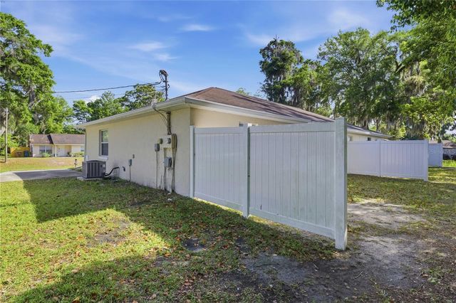 712 NE 26TH STREET, Ocala, FL 34470