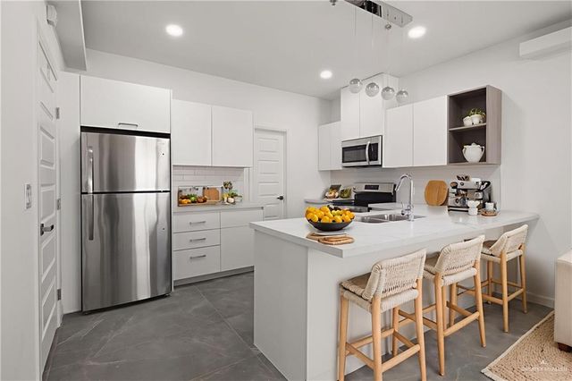 901 E Yuma Avenue 1001, Mcallen, TX 78503