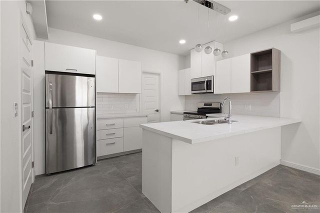 901 E Yuma Avenue 1001, Mcallen, TX 78503