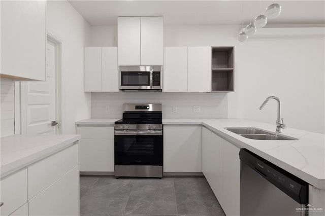 901 E Yuma Avenue 1001, Mcallen, TX 78503