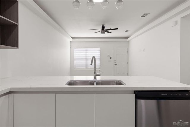 901 E Yuma Avenue 1001, Mcallen, TX 78503