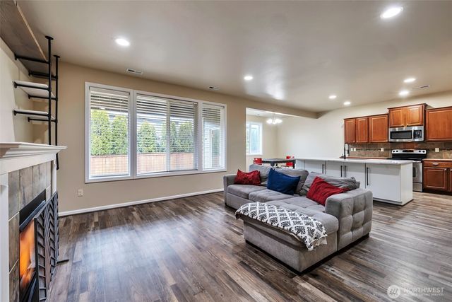 7819 164th Street E, Puyallup, WA 98375