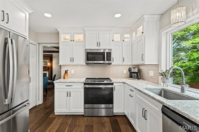 1478 Cherry Creek Lane, Manchester, MO 63021