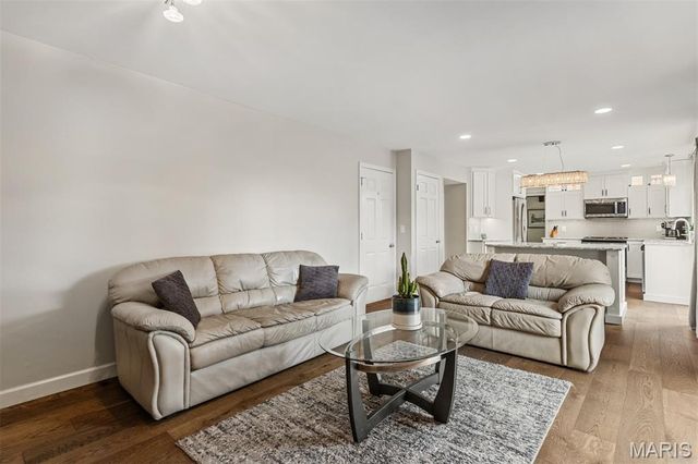 1478 Cherry Creek Lane, Manchester, MO 63021