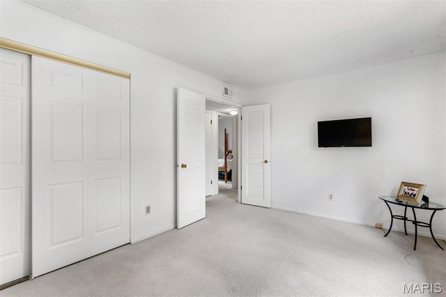 1478 Cherry Creek Lane, Manchester, MO 63021