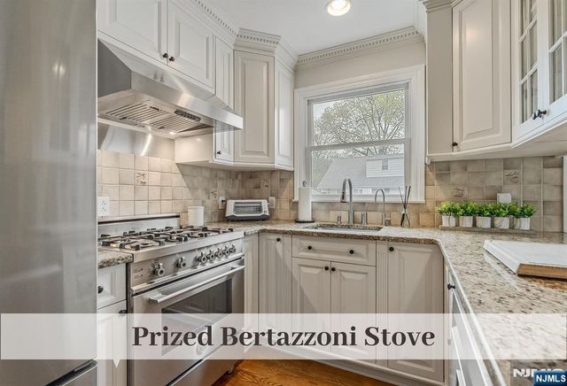 440 Dorchester Road, Ridgewood, NJ 07450