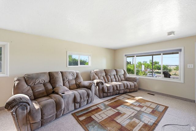 1862 W PLEASANT DR, Pleasant View, UT 84414