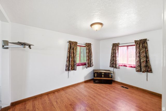 1862 W PLEASANT DR, Pleasant View, UT 84414