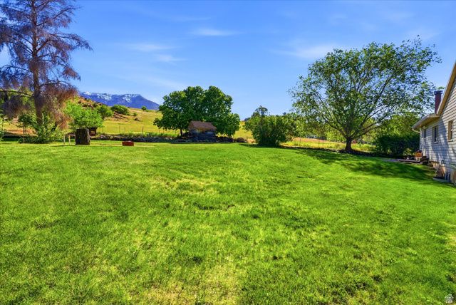 1862 W PLEASANT DR, Pleasant View, UT 84414
