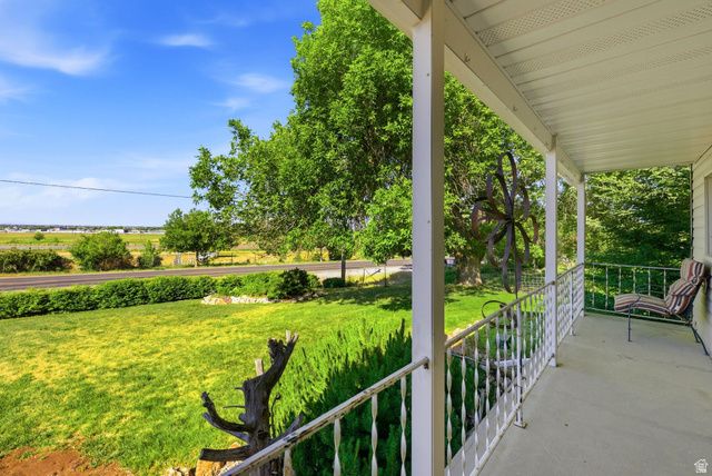 1862 W PLEASANT DR, Pleasant View, UT 84414