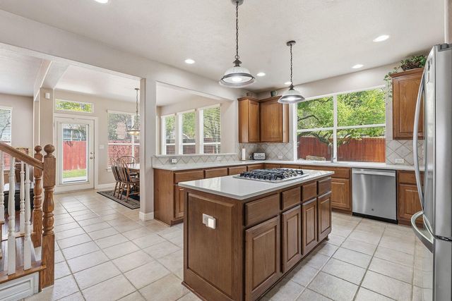 1504 Bamfield CV, Round Rock, TX 78665