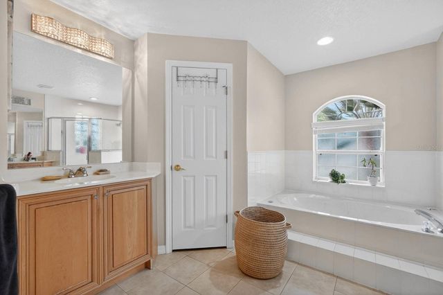 11 ZONAL GERANIUM COURT, Palm Coast, FL 32164