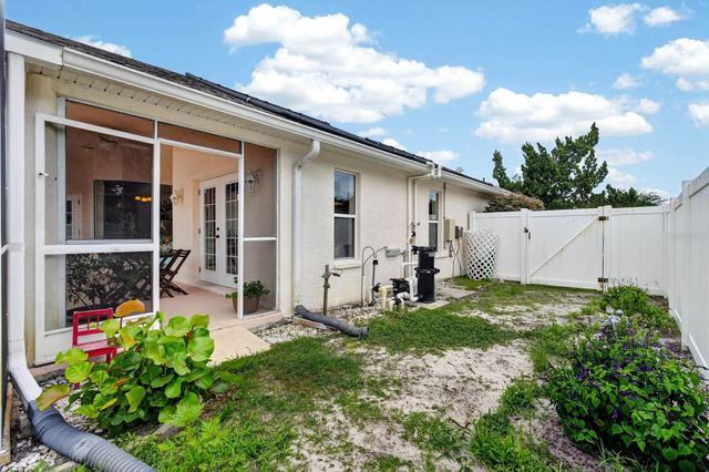 11 ZONAL GERANIUM COURT, Palm Coast, FL 32164