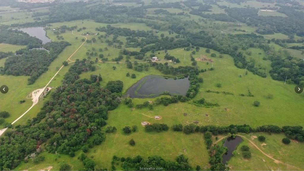 4342B Dobrovolny Road W, Bryan, TX 77807 — photo 3