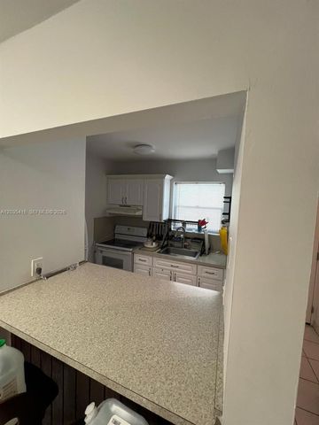 13101 Memorial Hwy 201 Hwy 201 201, North Miami, FL 33161