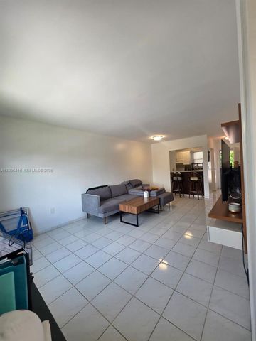 13101 Memorial Hwy 201 Hwy 201 201, North Miami, FL 33161