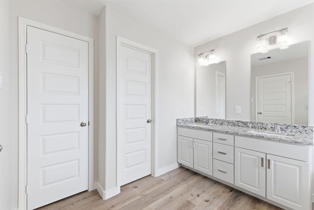 719 Majestic Eagle Court, Houston, TX 77090