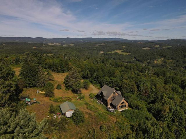 820 Farr Road, St. Johnsbury, VT 05819