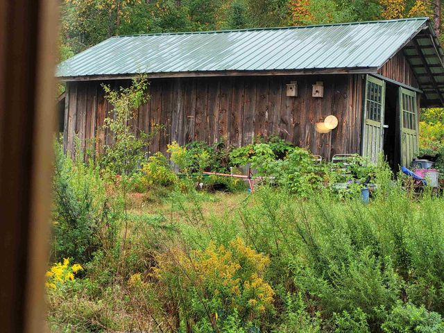 820 Farr Road, St. Johnsbury, VT 05819