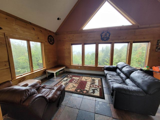 820 Farr Road, St. Johnsbury, VT 05819