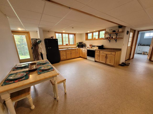 820 Farr Road, St. Johnsbury, VT 05819