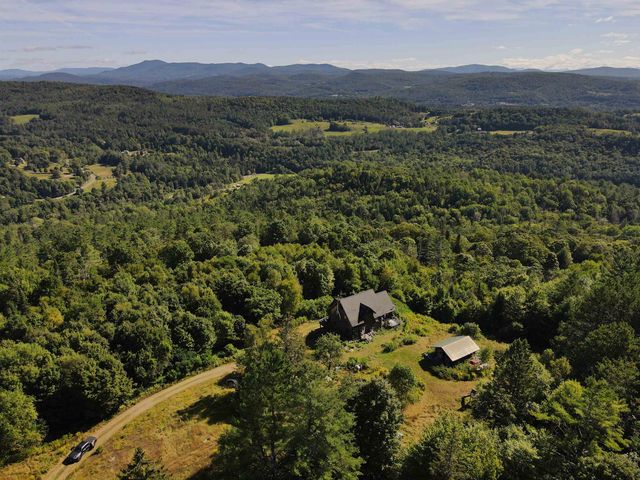 820 Farr Road, St. Johnsbury, VT 05819