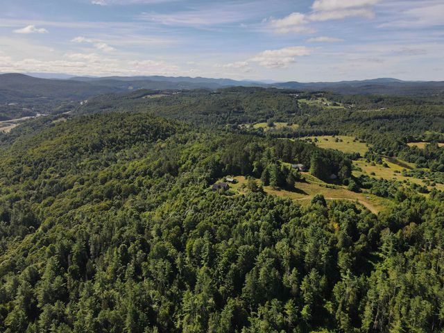 820 Farr Road, St. Johnsbury, VT 05819