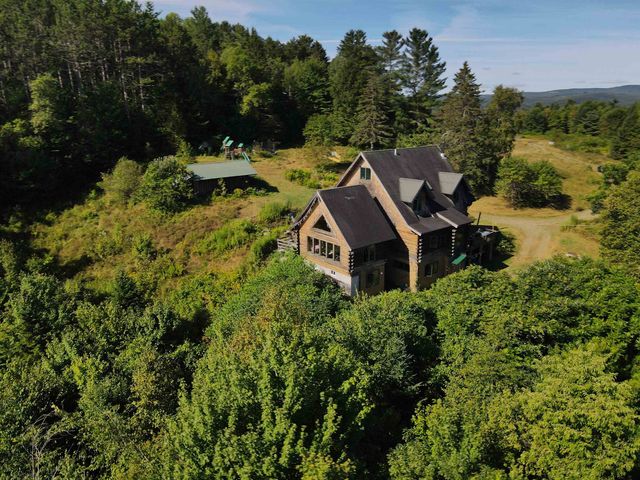 820 Farr Road, St. Johnsbury, VT 05819