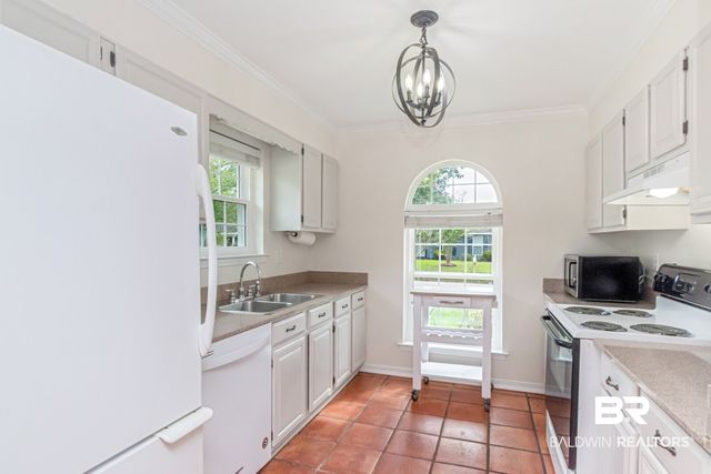 2300 E Christopher Drive E, Mobile, AL 36609