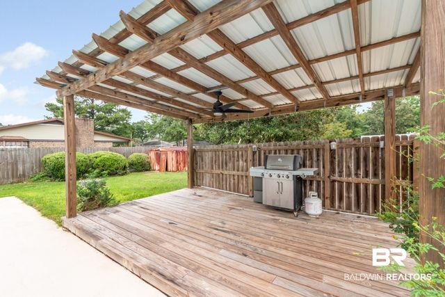 2300 E Christopher Drive E, Mobile, AL 36609