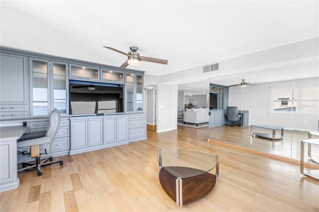 6020 SHORE BOULEVARD S 712, Gulfport, FL 33707