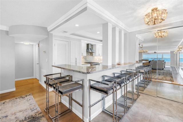 6020 SHORE BOULEVARD S 712, Gulfport, FL 33707