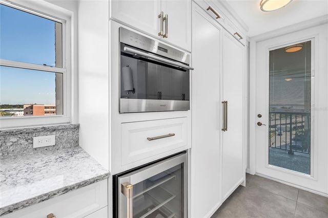 6020 SHORE BOULEVARD S 712, Gulfport, FL 33707