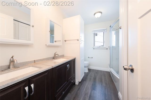 7663 Pleasant Manor Drive, Waterford Charter Township, MI 48327