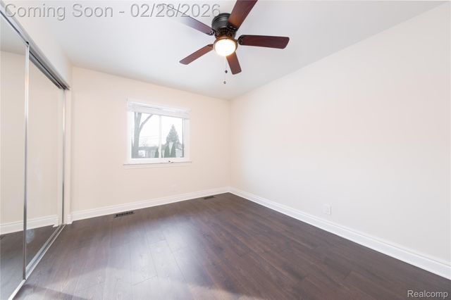 7663 Pleasant Manor Drive, Waterford Charter Township, MI 48327