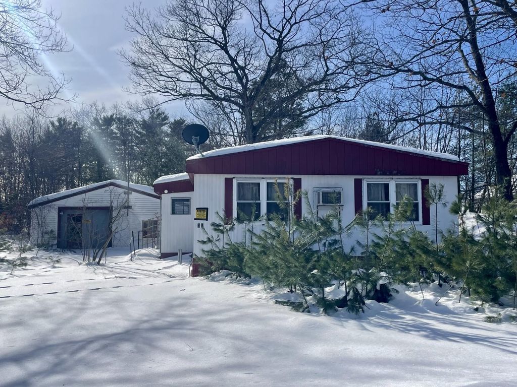 35 New Zealand Road, Seabrook, NH 03874