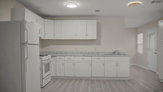 1830 Louisa St, New Orleans, LA 70117