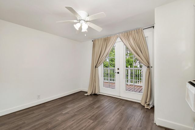 3901 Washington Road, West Palm Beach, FL 33405