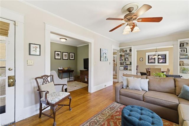 1602 W End Place, Greensboro, NC 27403