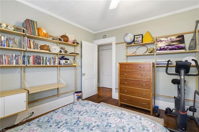 1602 W End Place, Greensboro, NC 27403