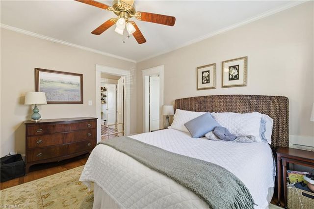 1602 W End Place, Greensboro, NC 27403