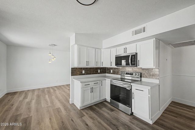 4316 W ROSE Lane, Glendale, AZ 85301