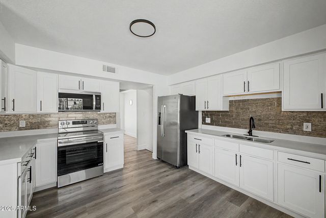 4316 W ROSE Lane, Glendale, AZ 85301