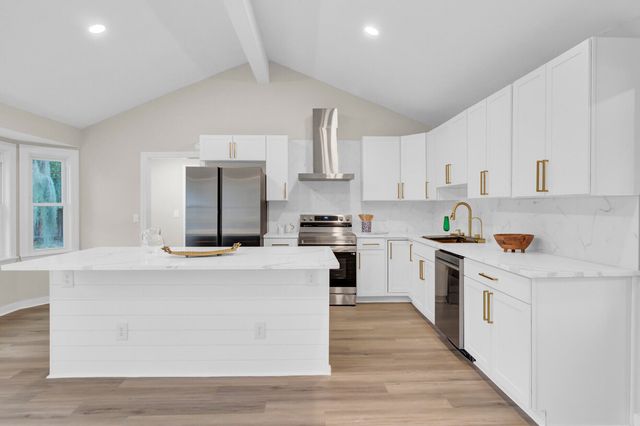 1822 Mallard Circle, Moncks Corner, SC 29461