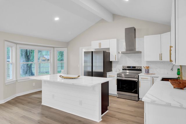 1822 Mallard Circle, Moncks Corner, SC 29461