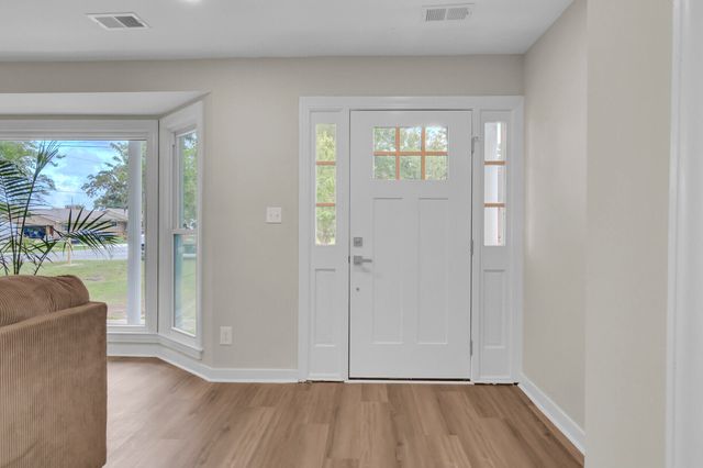 1822 Mallard Circle, Moncks Corner, SC 29461