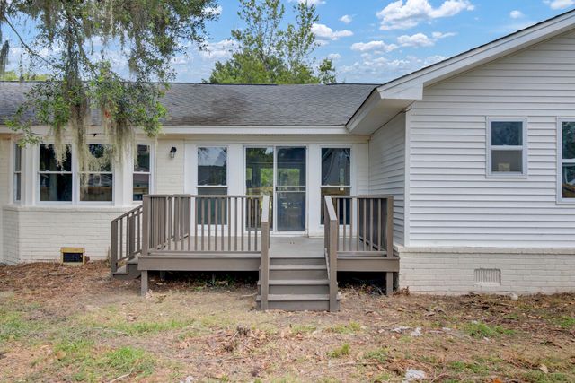 1822 Mallard Circle, Moncks Corner, SC 29461