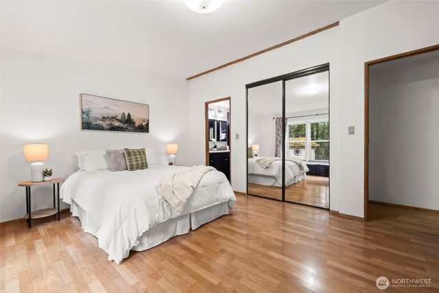 61 N Cresthill Way, Hoodsport, WA 98548