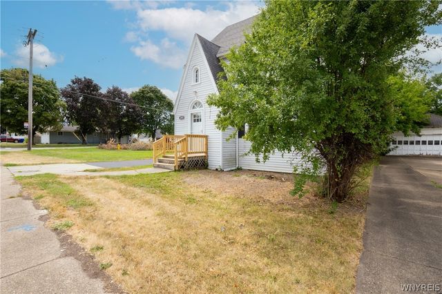 3997 South Park Avenue, Hamburg, NY 14219