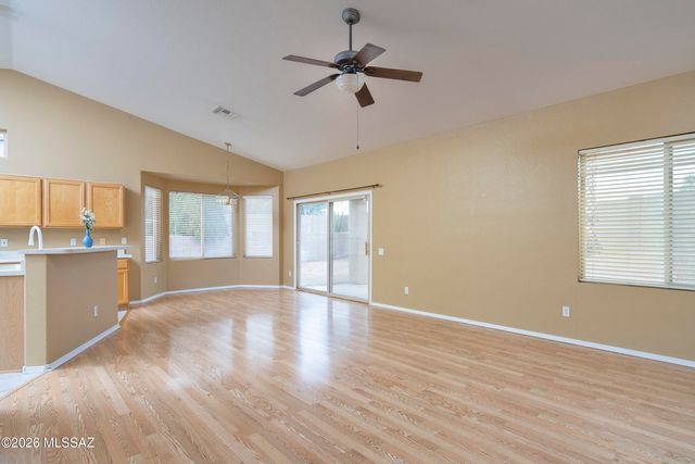 9172 N Treasure Mountain Drive, Tucson, AZ 85742